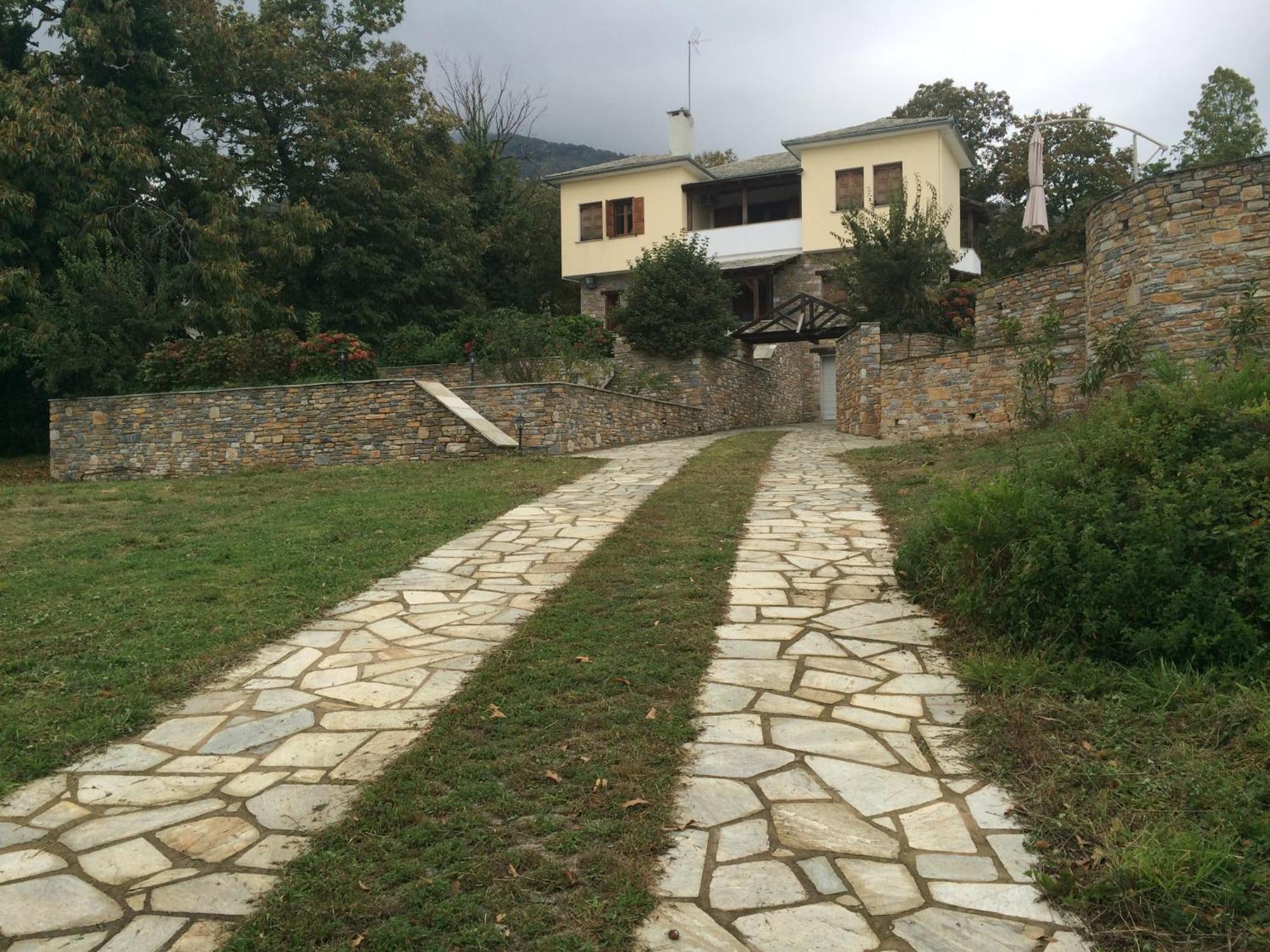 Luxury Villa With Pool In Tsagarada Exterior photo